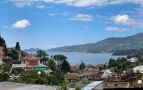 VAL DI SOLE 19-III piano- VISTA MARE- VISTA COLLINA-WIFI 100MG-ARIA CONDIZIONATA IN TUTTE LE STANZE -L'APPARTAMENTO E' STATO COMPLETAMENTE RINNOVATO NEL 2023